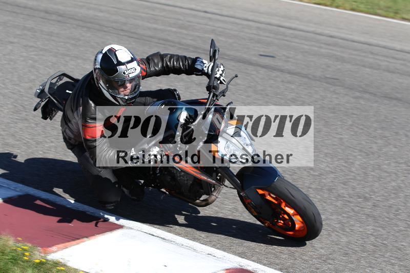 Archiv-2025/48 25.08.2025 Cornu Master School ADR/blau-bleu/0-3